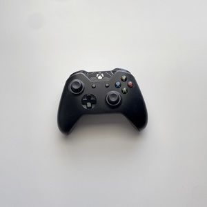 Fully Functional Black Xbox Controller. Used.